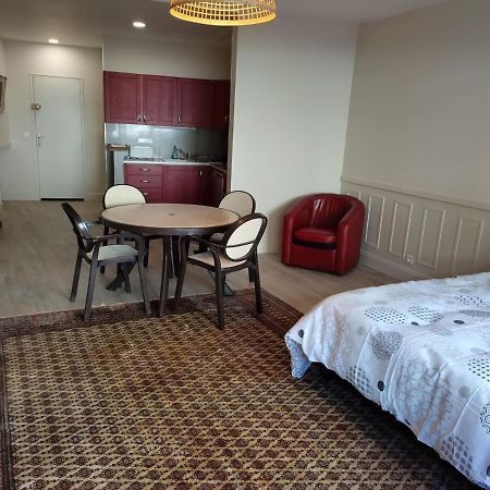 Tres Grand Studio Au Pied Du Plateau D'Angouleme. Екстер'єр фото